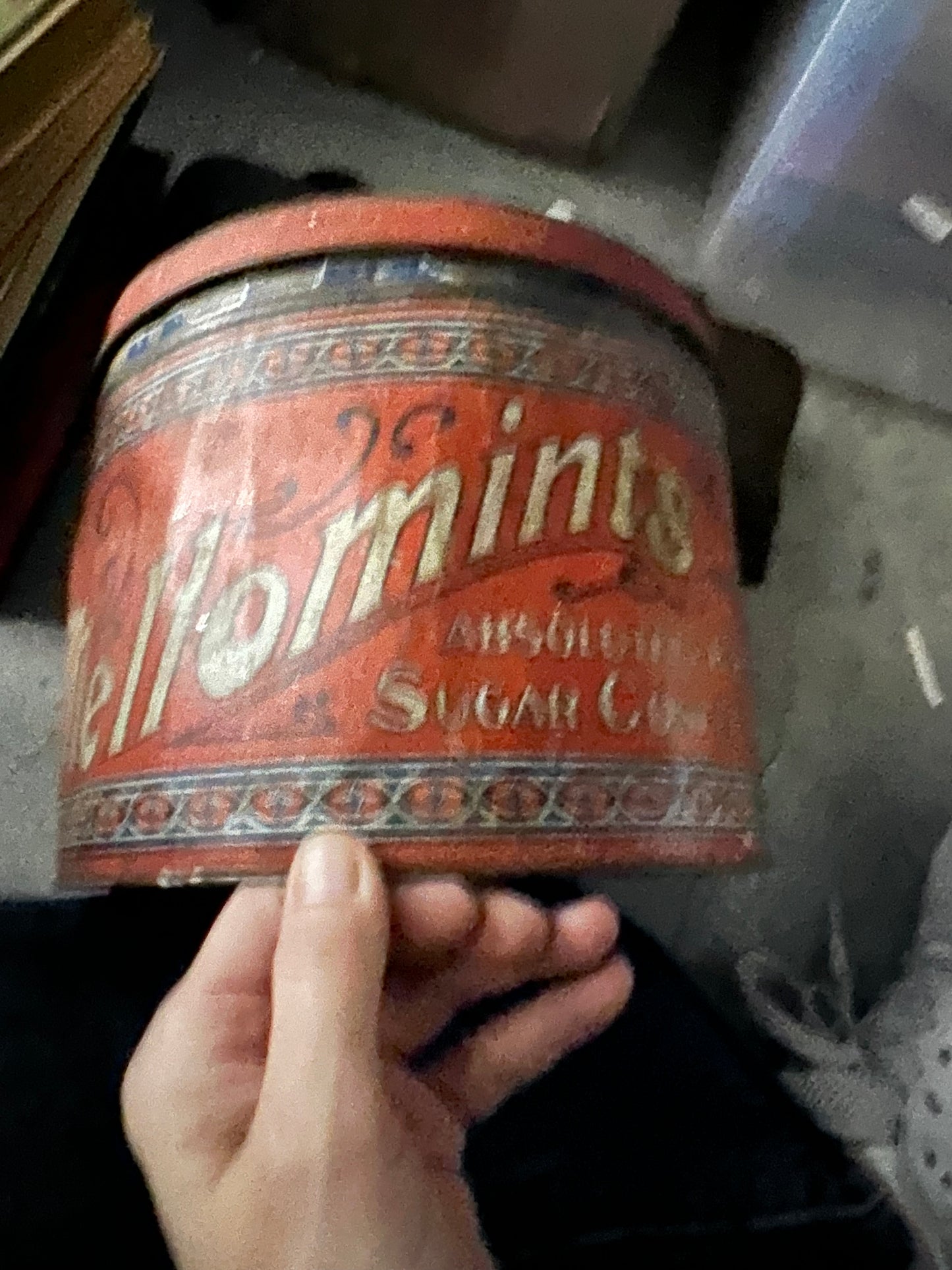 Vintage Mellomint Tin