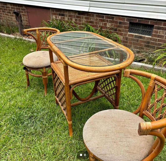 Vtg bamboo honeymoon bistro set