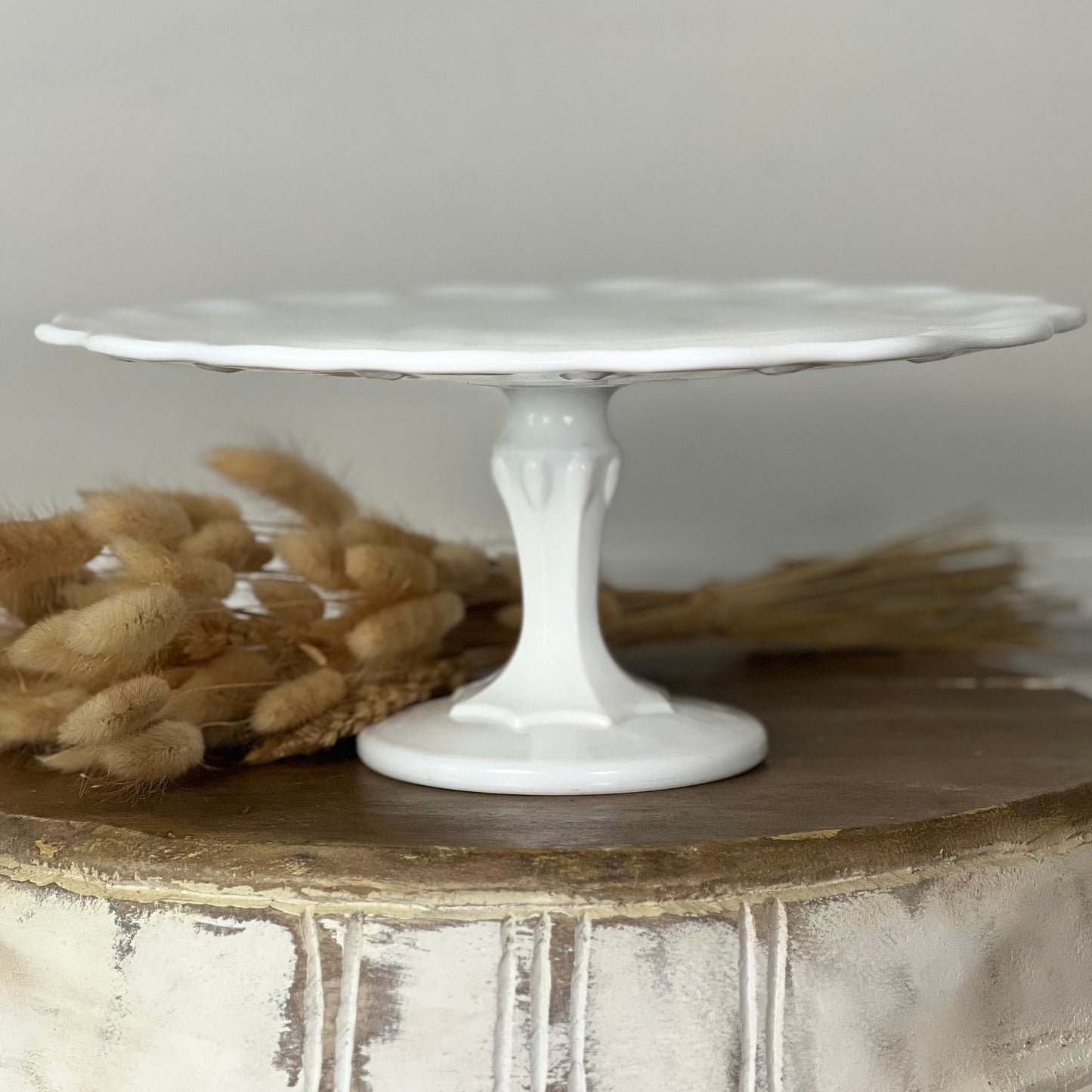 Vintage Indiana Glass Co USA White Milk Glass Teardrop Design Cake Stand