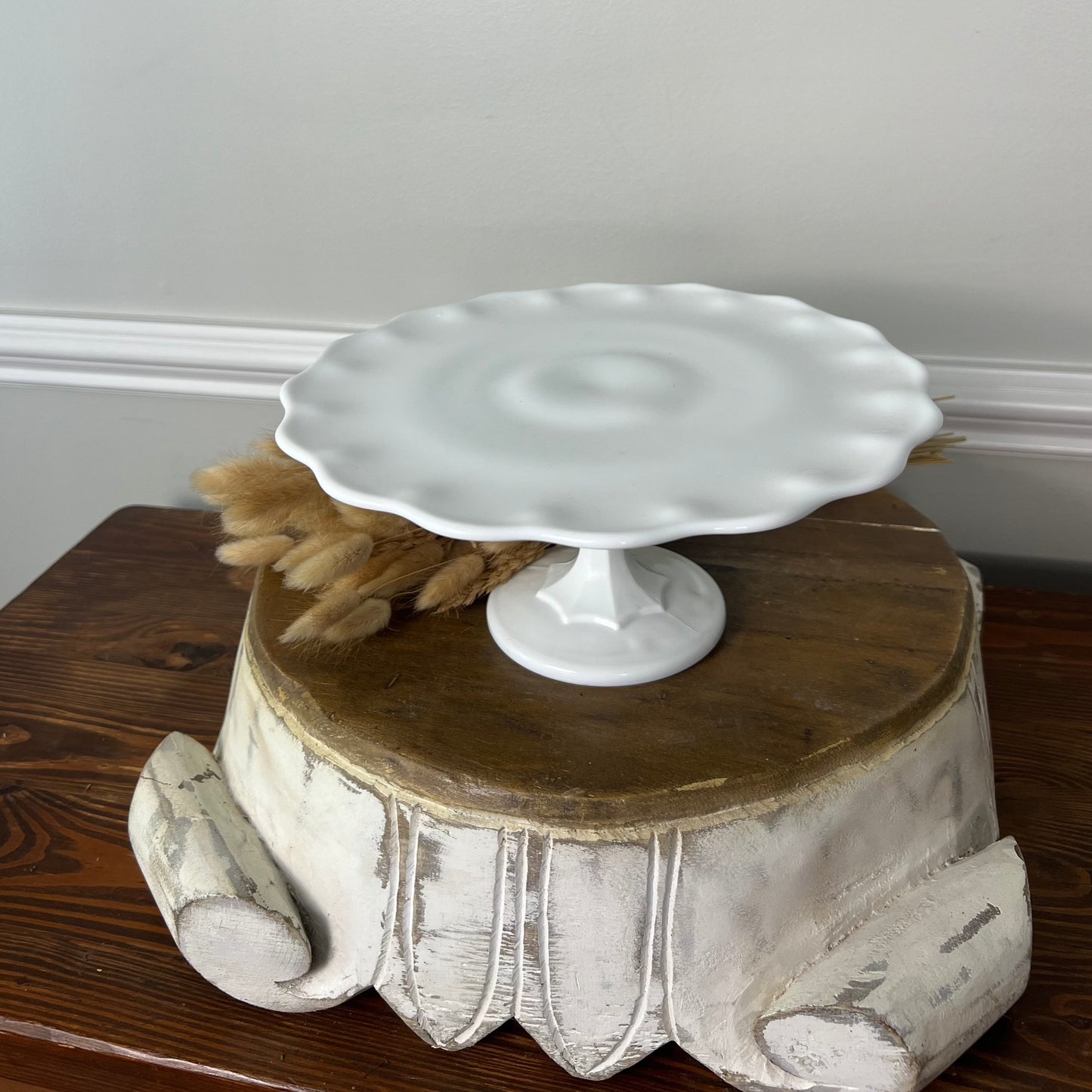 Vintage Indiana Glass Co USA White Milk Glass Teardrop Design Cake Stand